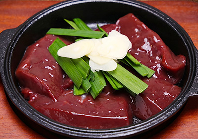 和牛レバニラ焼き